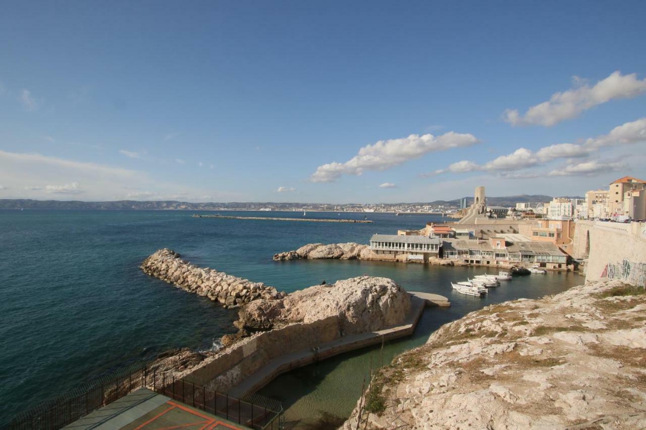 Stud Terras Ville Corniche 2 Pers Stat Gratuit Rue Modif Suivt Possib Et Accord Exclusif Marsilia Exterior foto