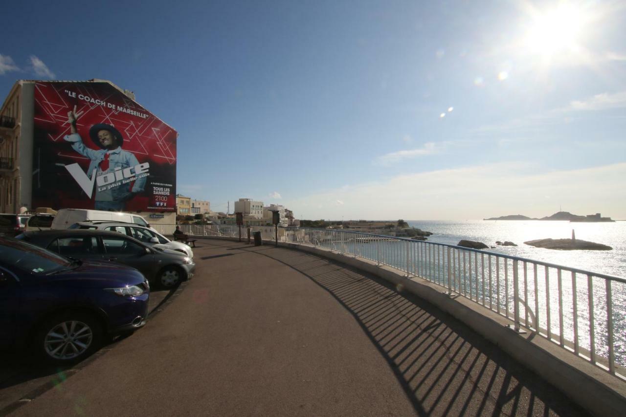 Stud Terras Ville Corniche 2 Pers Stat Gratuit Rue Modif Suivt Possib Et Accord Exclusif Marsilia Exterior foto